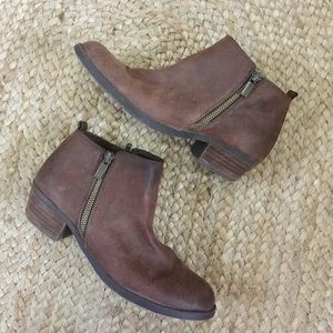 Carlos Santa suede leather booties size 7